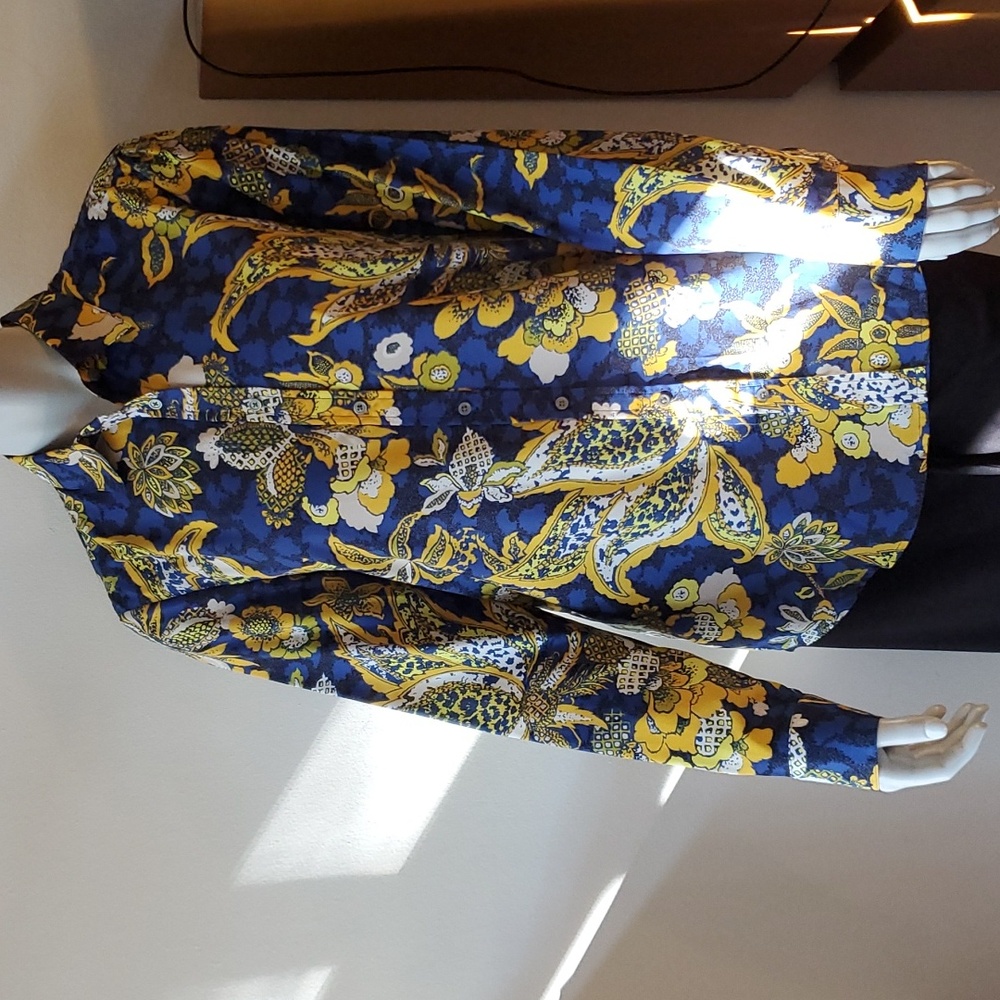 Br Button Down Blouse - image 7